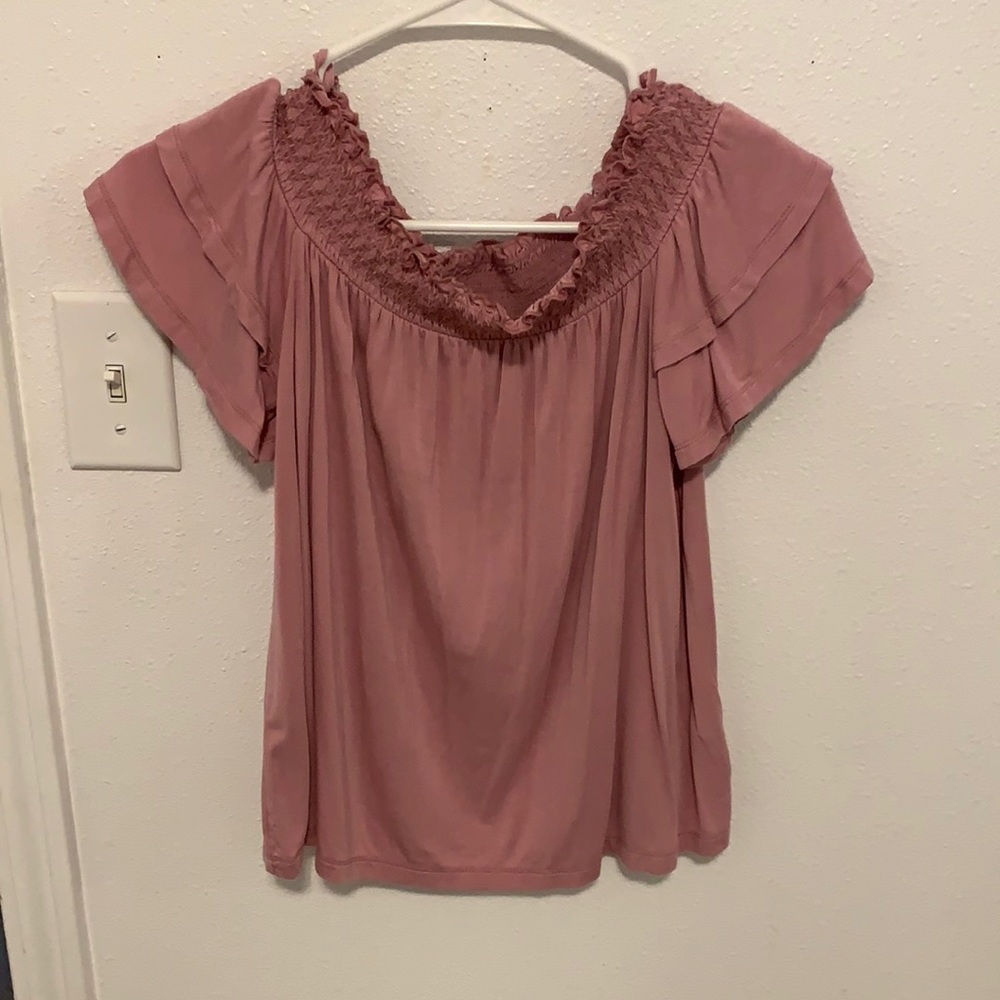 American eagle off the shoulder tee